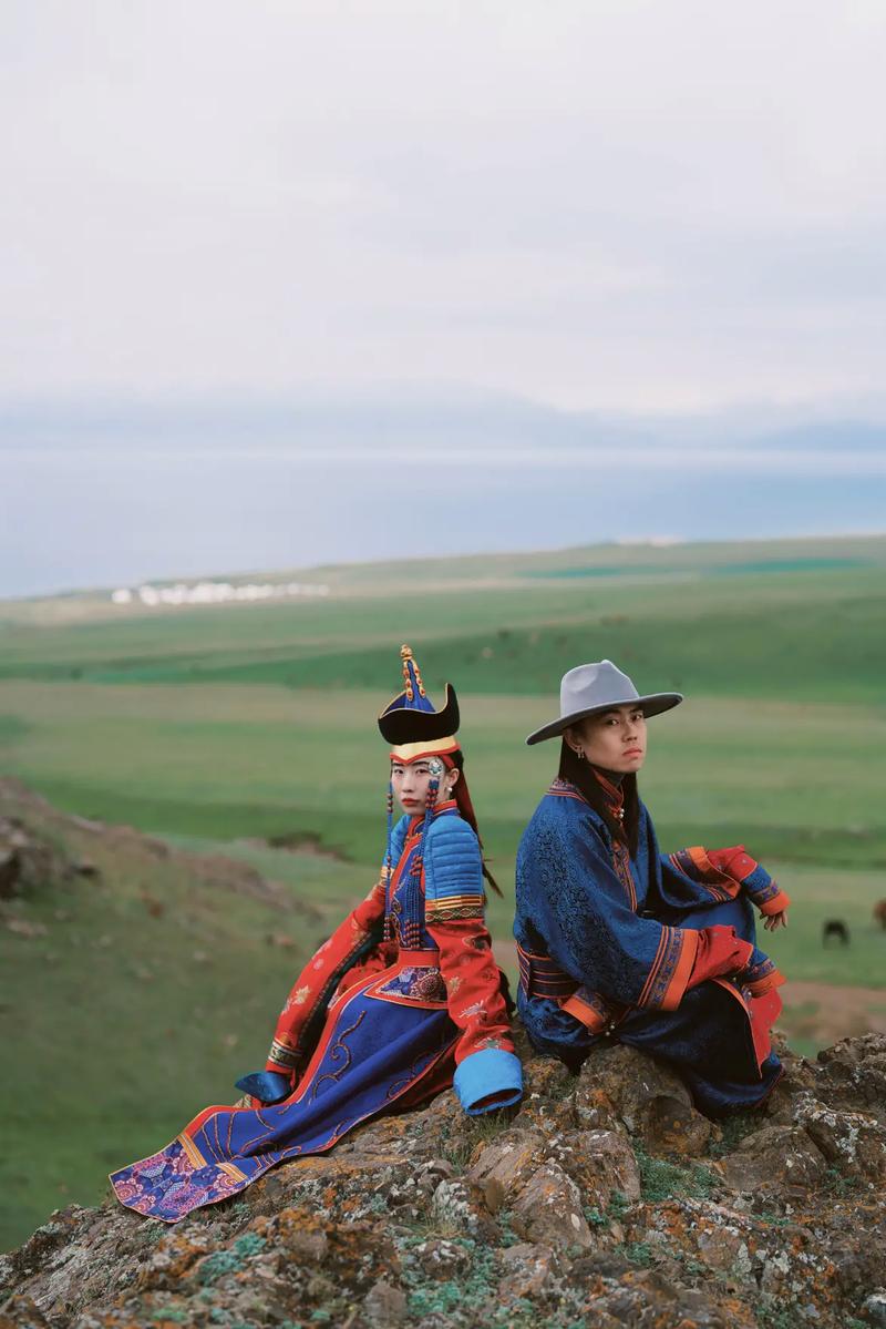 在蒙古旅行时，怎么拍出既浪漫又有民族特色的婚纱照