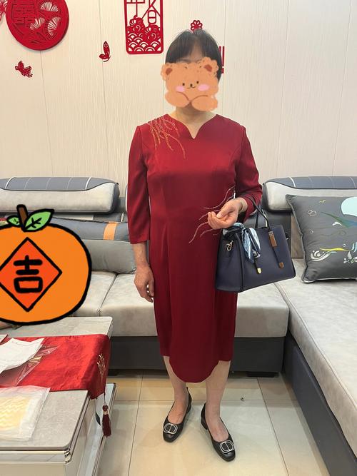 有没有什么特别的点子让婆婆的装扮更出彩