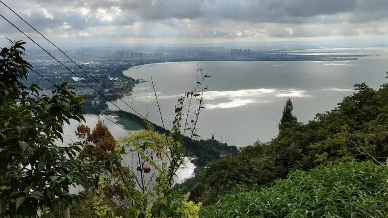 昆明结婚照哪拍好 昆明适合拍婚纱的景点推荐