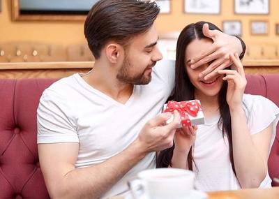 已婚男人碰到心动的女人都是什么反应