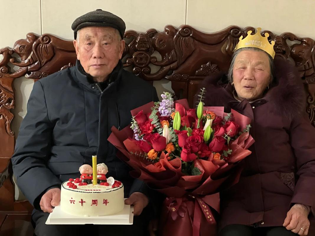 结婚70周年是什么婚 钻石婚是结婚多少年