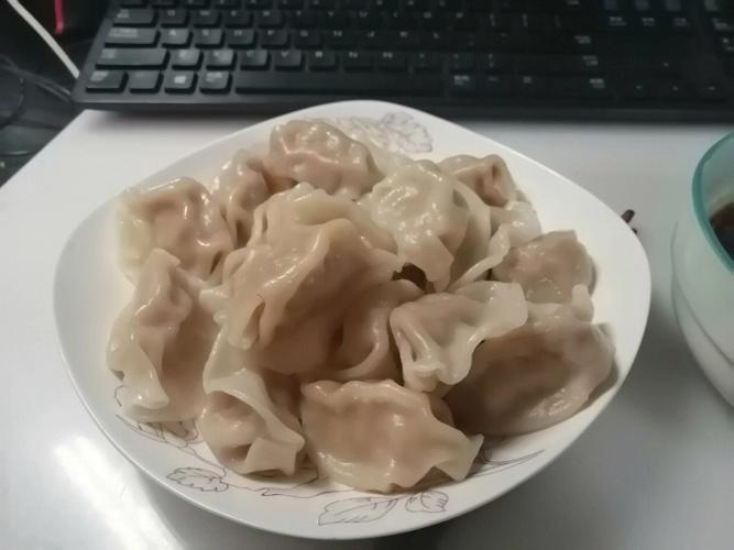 结婚当天晚上吃饺子有什么含义？
